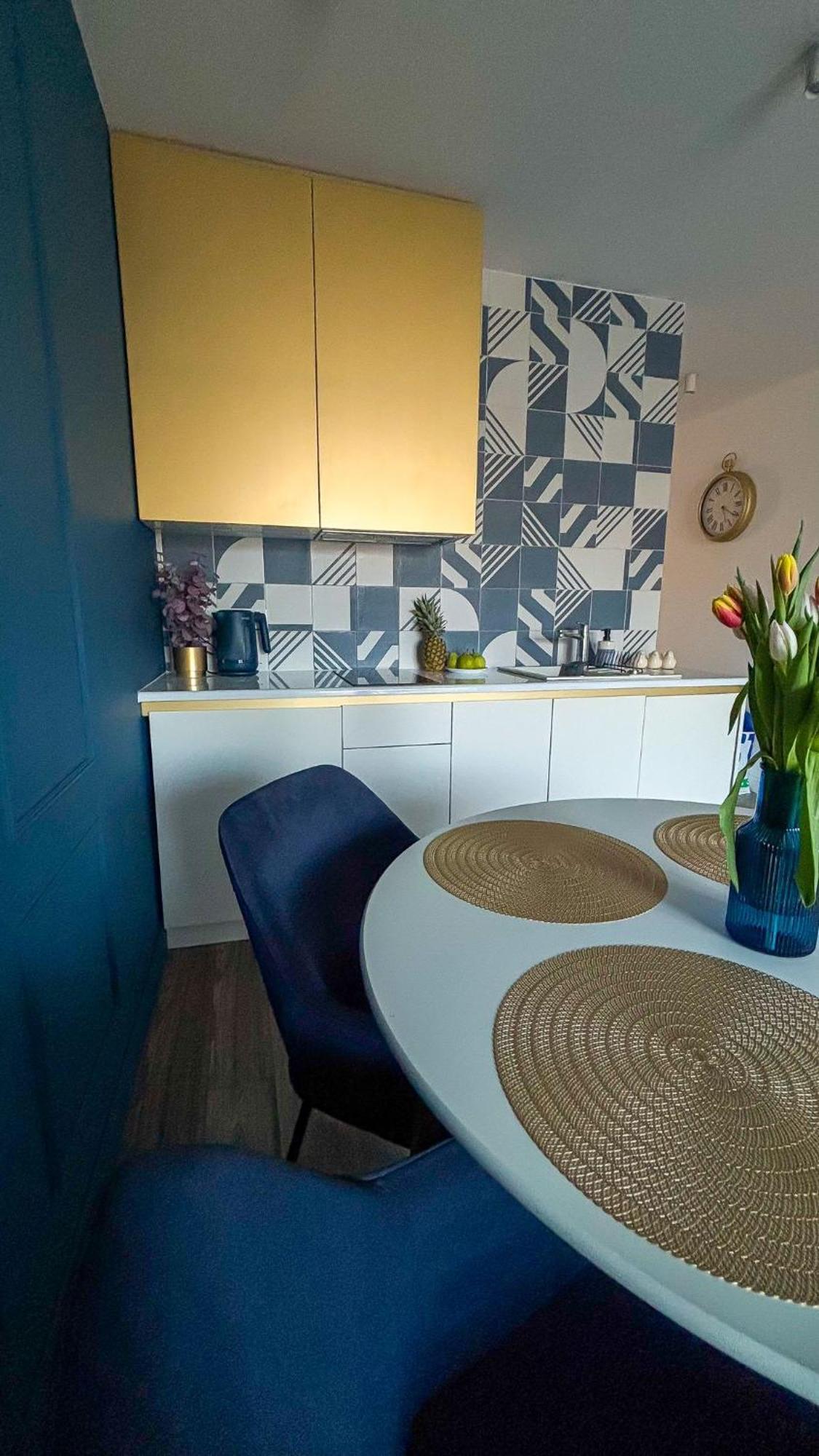 Royal Blue Place Cracow Apartment